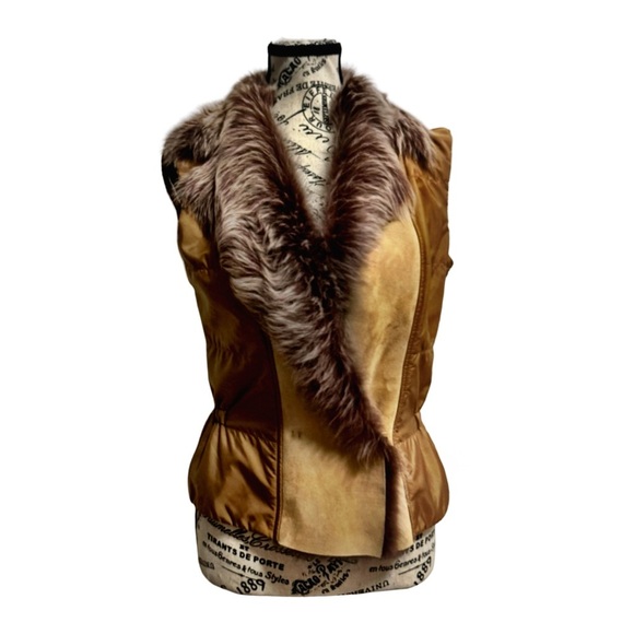 Ermanno Scervino  Women’s Brown Leather Faux Fur Vest. Size 8 - Picture 2 of 10